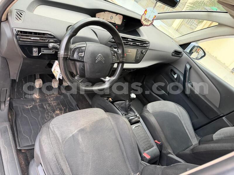 Big with watermark citroen c4picasso dakar dakar 33302