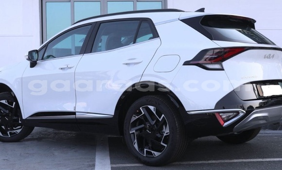 Dieundeu Occasion Kia Sportage White Auto in Dakar in Dakar Dieundeu Occasion Kia Sportage White Auto in Dakar in Dakar