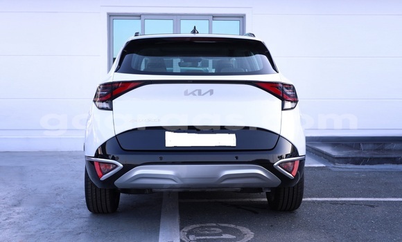 Dieundeu Occasion Kia Sportage White Auto in Dakar in Dakar Dieundeu Occasion Kia Sportage White Auto in Dakar in Dakar