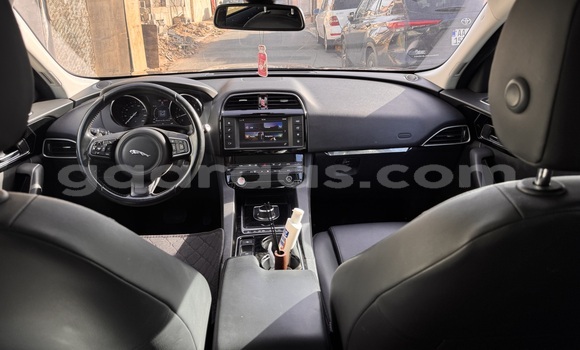 Dieundeu Imported Jaguar F-Pace Bleu de nuit Auto in Dakar in Dakar Dieundeu Imported Jaguar F-Pace Bleu de nuit Auto in Dakar in Dakar