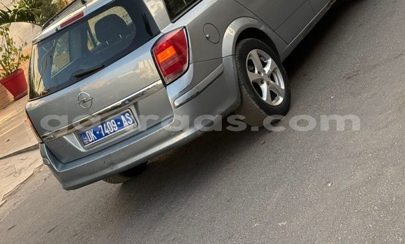 Acheter Occasion Voiture Opel Astra Beige à Dakar, Dakar Acheter Occasion Voiture Opel Astra Beige à Dakar, Dakar
