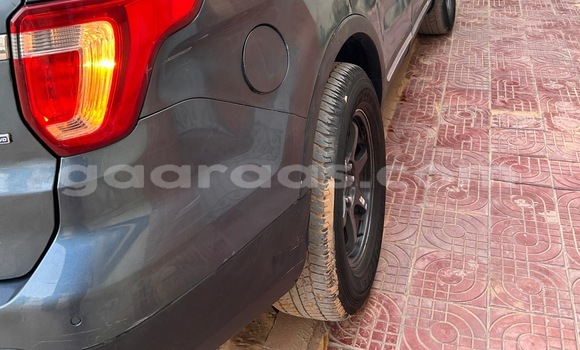 Acheter Occasion Voiture Ford Explorer Bleu à Dakar, Dakar Acheter Occasion Voiture Ford Explorer Bleu à Dakar, Dakar
