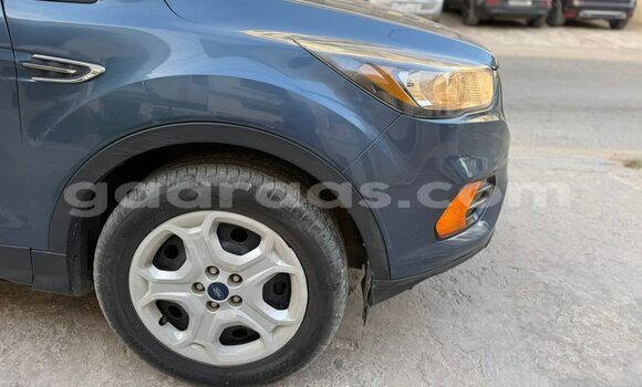 Acheter Occasion Voiture Ford Escape Noir à Dakar, Dakar Acheter Occasion Voiture Ford Escape Noir à Dakar, Dakar