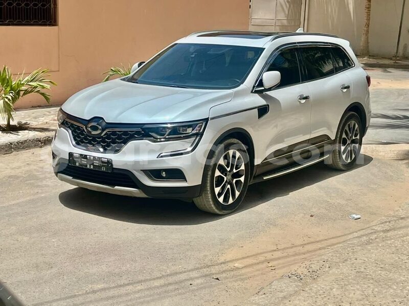 Big with watermark renault 15 dakar dakar 33328