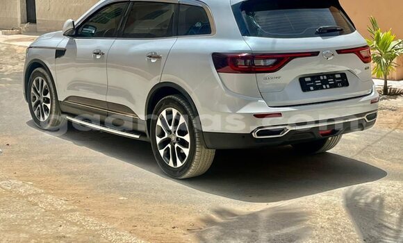 Acheter Occasion Voiture Renault 15 Blanc à Dakar, Dakar Acheter Occasion Voiture Renault 15 Blanc à Dakar, Dakar