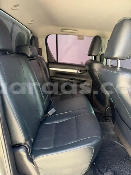 Big with watermark toyota hilux dakar dakar 33330