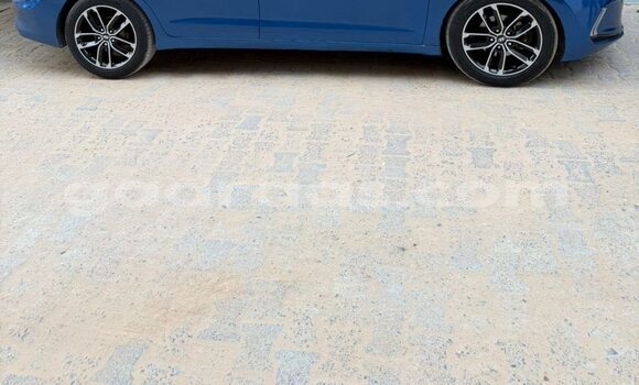 Acheter Occasion Voiture Hyundai Elantra Bleu à Dakar, Dakar Acheter Occasion Voiture Hyundai Elantra Bleu à Dakar, Dakar