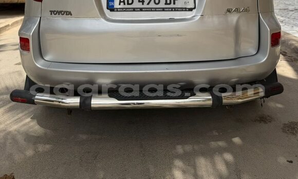 Dieundeu Occasion Toyota Rav 4 Silver Auto in Dakar in Dakar Dieundeu Occasion Toyota Rav 4 Silver Auto in Dakar in Dakar