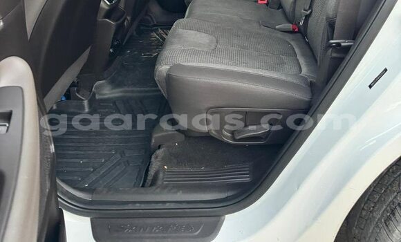 Acheter Occasion Voiture Hyundai Santa Fe Blanc à Dakar, Dakar Acheter Occasion Voiture Hyundai Santa Fe Blanc à Dakar, Dakar