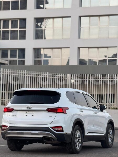 Big with watermark hyundai santa fe dakar dakar 33340