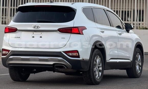 Acheter Occasion Voiture Hyundai Santa Fe Blanc à Dakar, Dakar Acheter Occasion Voiture Hyundai Santa Fe Blanc à Dakar, Dakar