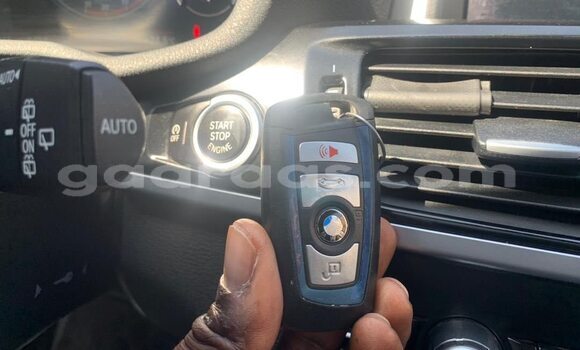 Acheter Occasion Voiture BMW X3 Gris à Dakar, Dakar Acheter Occasion Voiture BMW X3 Gris à Dakar, Dakar