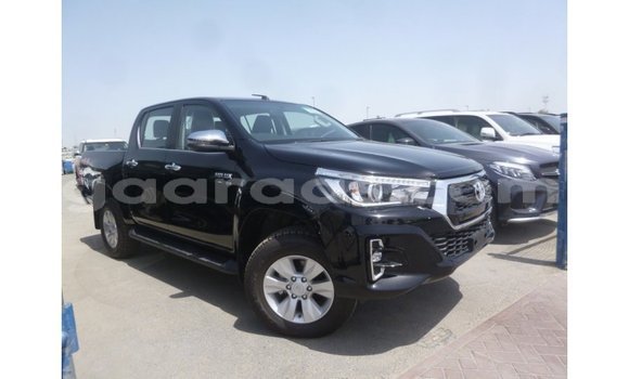 Acheter Import Voiture Toyota Hilux Noir à Import - Dubai, Dakar Acheter Import Voiture Toyota Hilux Noir à Import - Dubai, Dakar