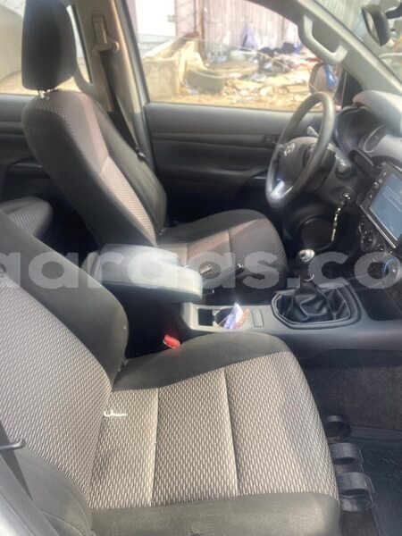 Big with watermark toyota hilux dakar dakar 33346