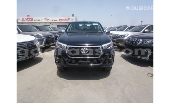 Acheter Import Voiture Toyota Hilux Noir à Import - Dubai, Dakar Acheter Import Voiture Toyota Hilux Noir à Import - Dubai, Dakar