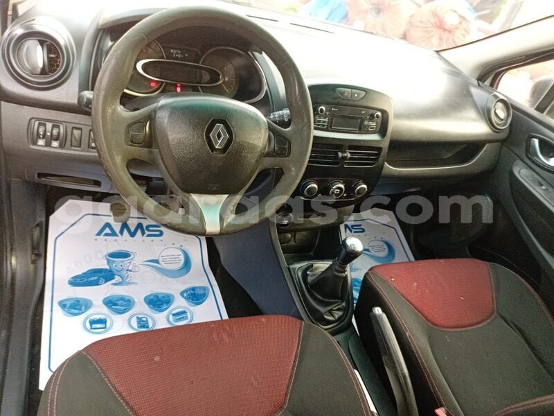 Big with watermark renault clio dakar dakar 33349