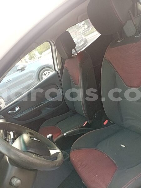 Big with watermark renault clio dakar dakar 33349