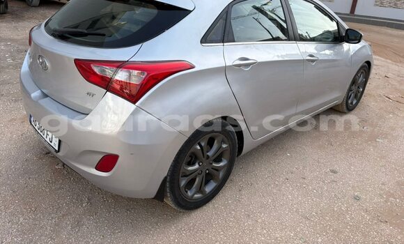 Acheter Occasion Voiture Hyundai EON Autre à Dakar, Dakar Acheter Occasion Voiture Hyundai EON Autre à Dakar, Dakar