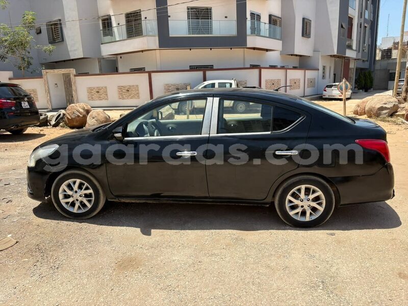 Big with watermark nissan versa dakar dakar 33351