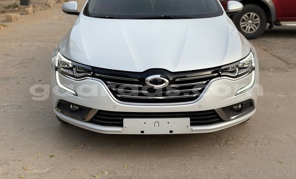 Buy New Renault Samsung Sm6 Silver Car in Dakar in Dakar
