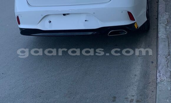 Acheter Occasion Voiture Hyundai Solaris Blanc à Dakar, Dakar Acheter Occasion Voiture Hyundai Solaris Blanc à Dakar, Dakar