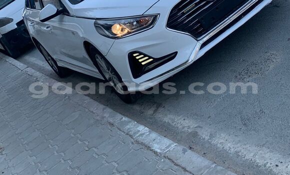 Acheter Occasion Voiture Hyundai Solaris Blanc à Dakar, Dakar Acheter Occasion Voiture Hyundai Solaris Blanc à Dakar, Dakar