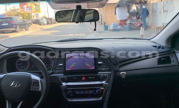 Acheter Occasion Voiture Hyundai Solaris Blanc à Dakar, Dakar Acheter Occasion Voiture Hyundai Solaris Blanc à Dakar, Dakar