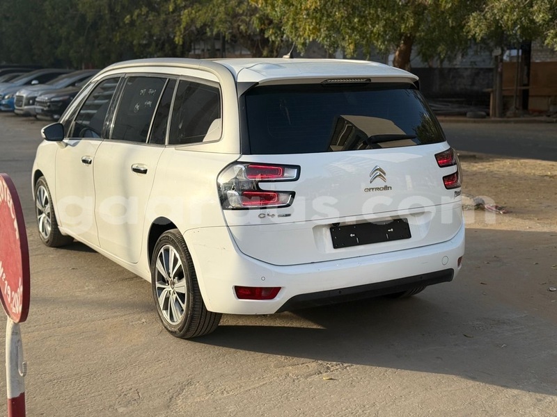 Big with watermark citroen c4picasso dakar dakar 33363