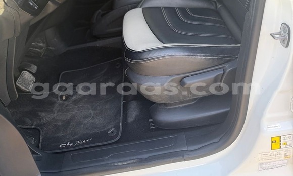 Dieundeu Occasion Citroen C4picasso White Auto in Dakar in Dakar Dieundeu Occasion Citroen C4picasso White Auto in Dakar in Dakar