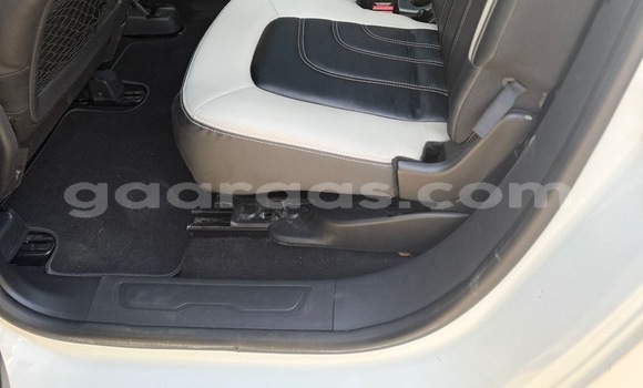 Dieundeu Occasion Citroen C4picasso White Auto in Dakar in Dakar Dieundeu Occasion Citroen C4picasso White Auto in Dakar in Dakar