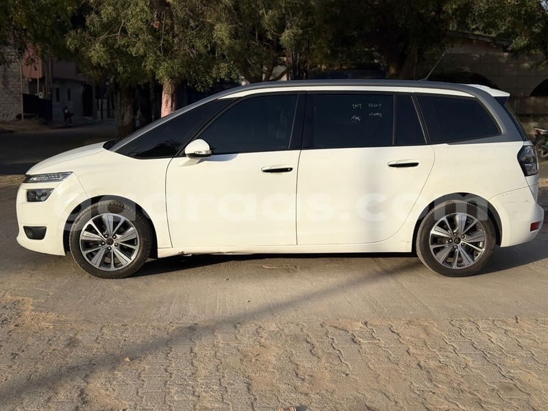 Big with watermark citroen c4picasso dakar dakar 33363