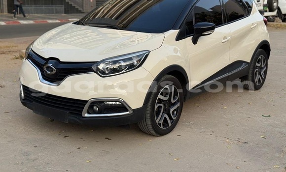Dieundeu Occasion Renault Samsung Qm3 Beige Auto in Dakar in Dakar Dieundeu Occasion Renault Samsung Qm3 Beige Auto in Dakar in Dakar