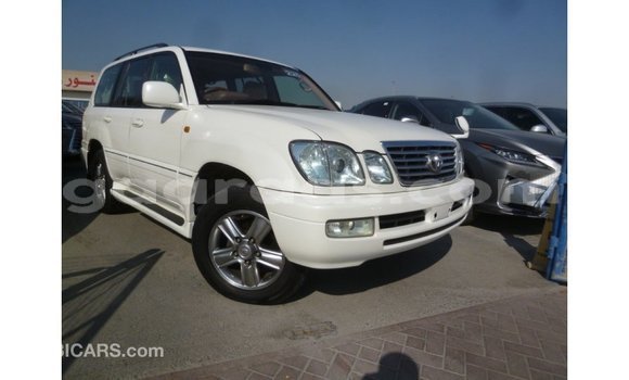 Acheter Import Utilitaire Toyota Land Cruiser Blanc à Import - Dubai, Dakar Acheter Import Utilitaire Toyota Land Cruiser Blanc à Import - Dubai, Dakar