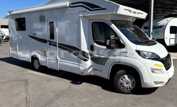 Dieundeu Occasion Fiat 900T White Auto in Dakar in Dakar Dieundeu Occasion Fiat 900T White Auto in Dakar in Dakar