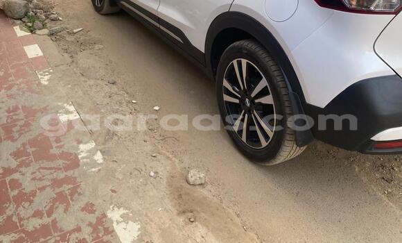 Buy Import Nissan 100NX Blanc Car in Dakar in Dakar
