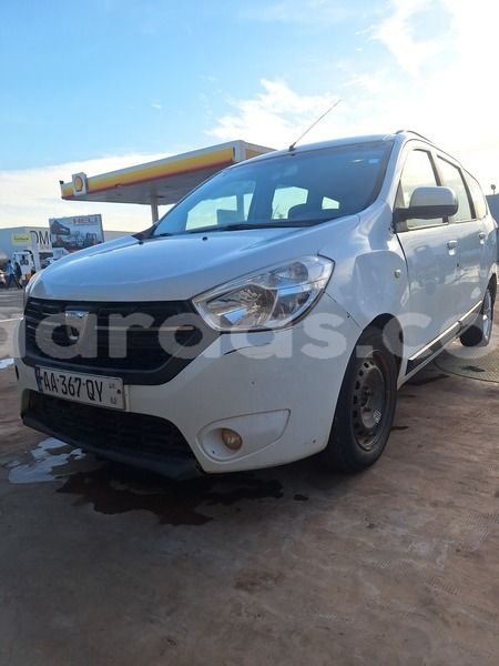 Big with watermark dacia lodgy dakar damniadio 33389