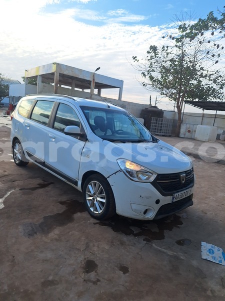 Big with watermark dacia lodgy dakar damniadio 33389