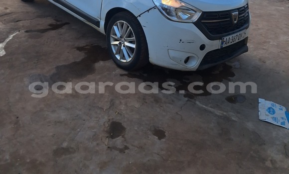 Dieundeu Occasion Dacia Lodgy Blanc Auto in Damniadio in Dakar Dieundeu Occasion Dacia Lodgy Blanc Auto in Damniadio in Dakar