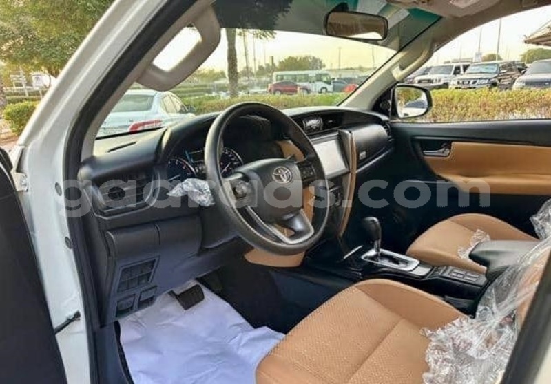 Big with watermark toyota fortuner dakar dakar 33403