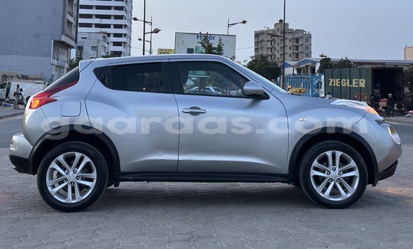 Buy Used Nissan Juke Silver Car in Dakar in Dakar Buy Used Nissan Juke Silver Car in Dakar in Dakar
