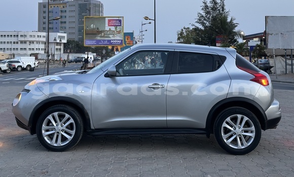 Buy Used Nissan Juke Silver Car in Dakar in Dakar Buy Used Nissan Juke Silver Car in Dakar in Dakar