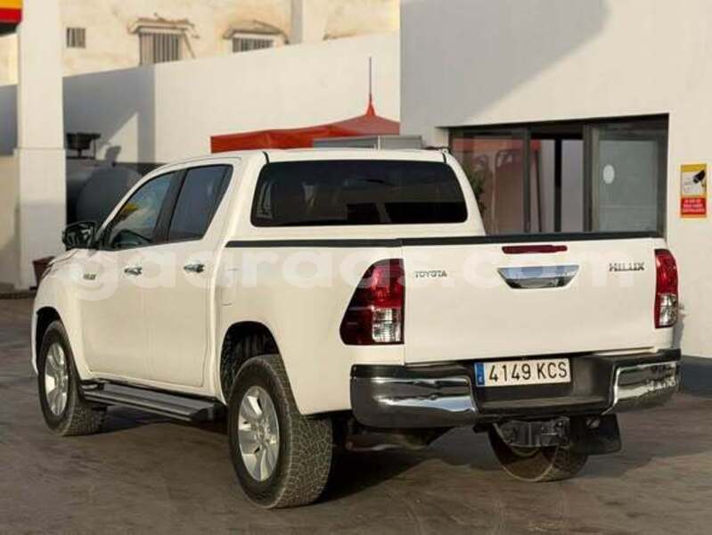 Big with watermark toyota hilux dakar dakar 33447
