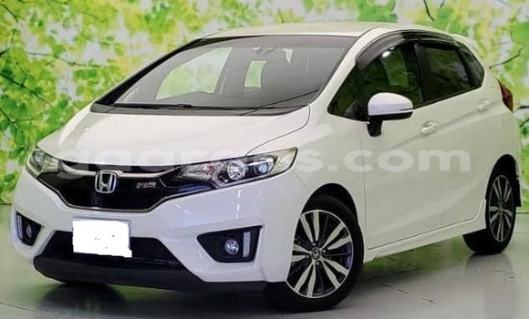 Acheter Occasion Voiture Honda FIT White à Dakar, Dakar