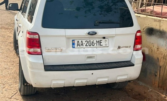 Acheter Occasion Voiture Ford Escape Blanc à Dakar, Dakar Acheter Occasion Voiture Ford Escape Blanc à Dakar, Dakar
