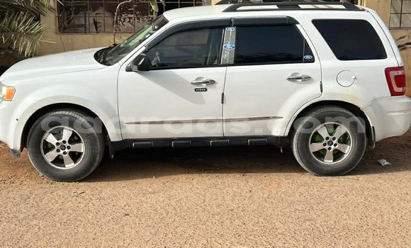 Acheter Occasion Voiture Ford Escape Blanc à Dakar, Dakar Acheter Occasion Voiture Ford Escape Blanc à Dakar, Dakar