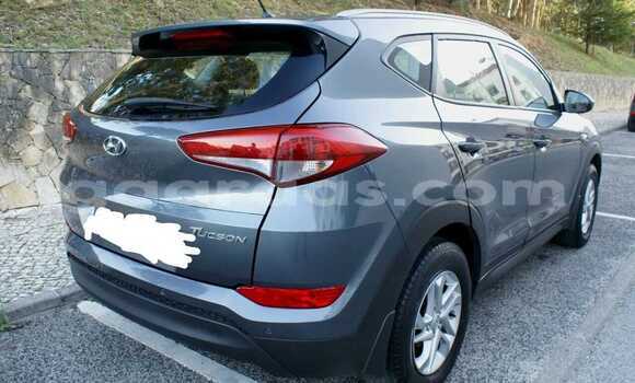 Buy Used Hyundai Tucson Silver Car in Gossas in Fatick Buy Used Hyundai Tucson Silver Car in Gossas in Fatick