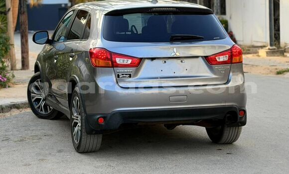 Buy Used Mitsubishi Outlander Silver Car in Dakar in Dakar Buy Used Mitsubishi Outlander Silver Car in Dakar in Dakar
