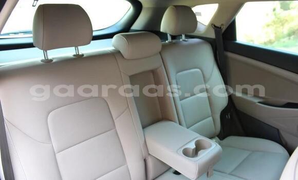 Buy Used Hyundai Tucson Black Car in Dakar in Dakar Buy Used Hyundai Tucson Black Car in Dakar in Dakar