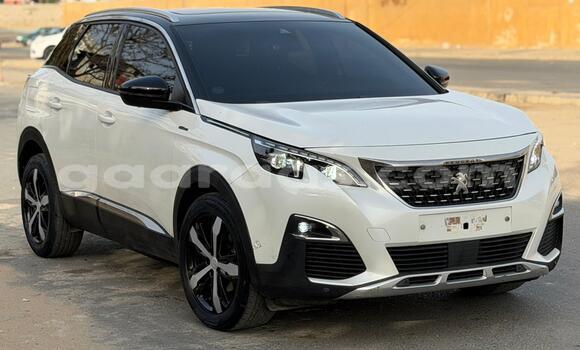 Buy Used Peugeot 3008 White Car in Dakar in Dakar Buy Used Peugeot 3008 White Car in Dakar in Dakar