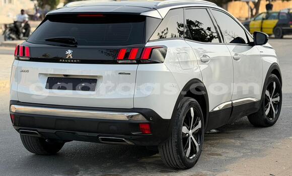 Buy Used Peugeot 3008 White Car in Dakar in Dakar Buy Used Peugeot 3008 White Car in Dakar in Dakar